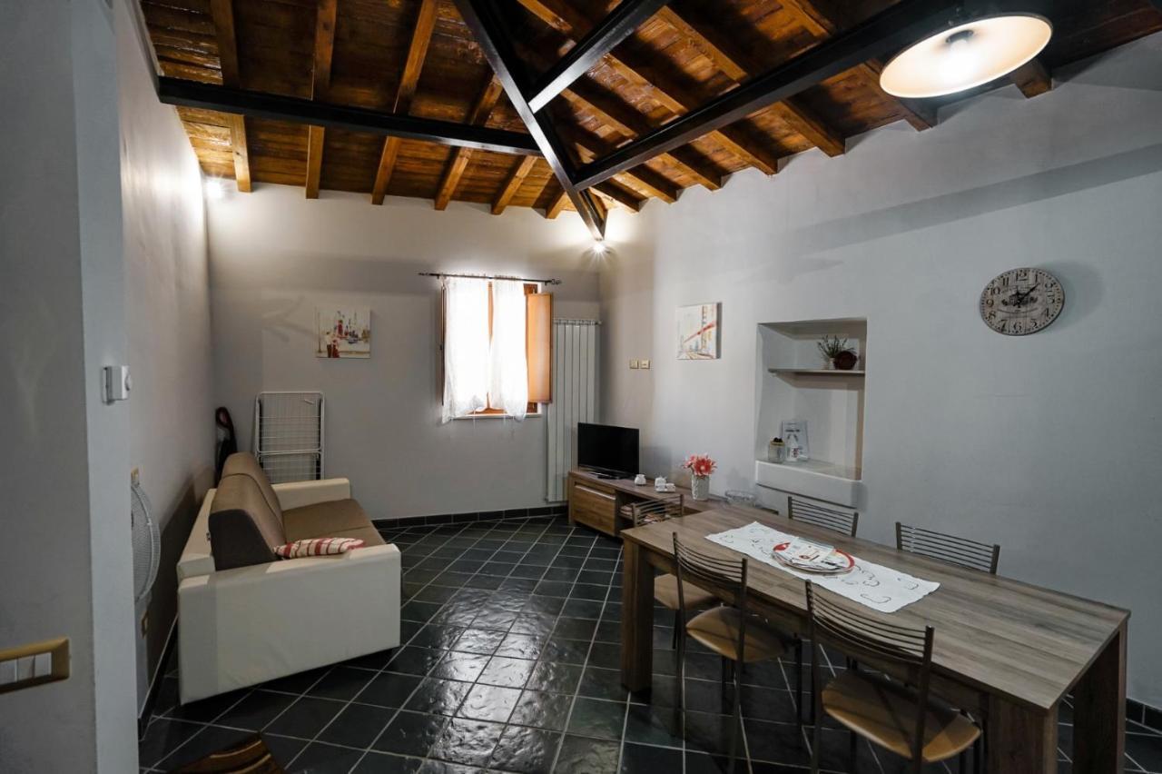 Casa Vacanza Centro Storico Fornelli Exterior photo